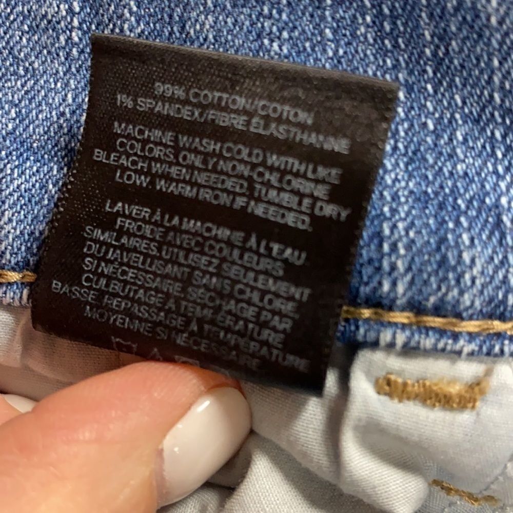 Express Mid Rise Legging Distressed Jean - Picture 6 of 6